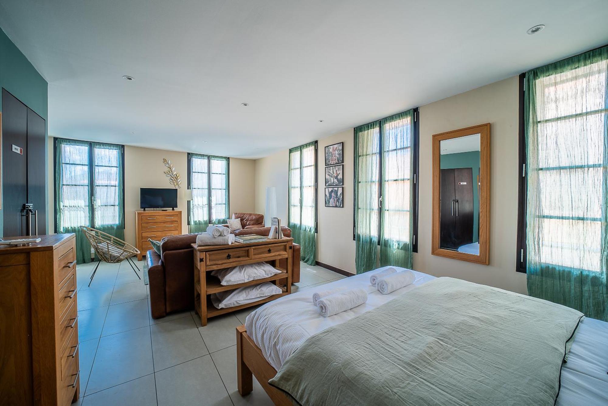 Suites Coronell D'En Vila Perpignan Zewnętrze zdjęcie